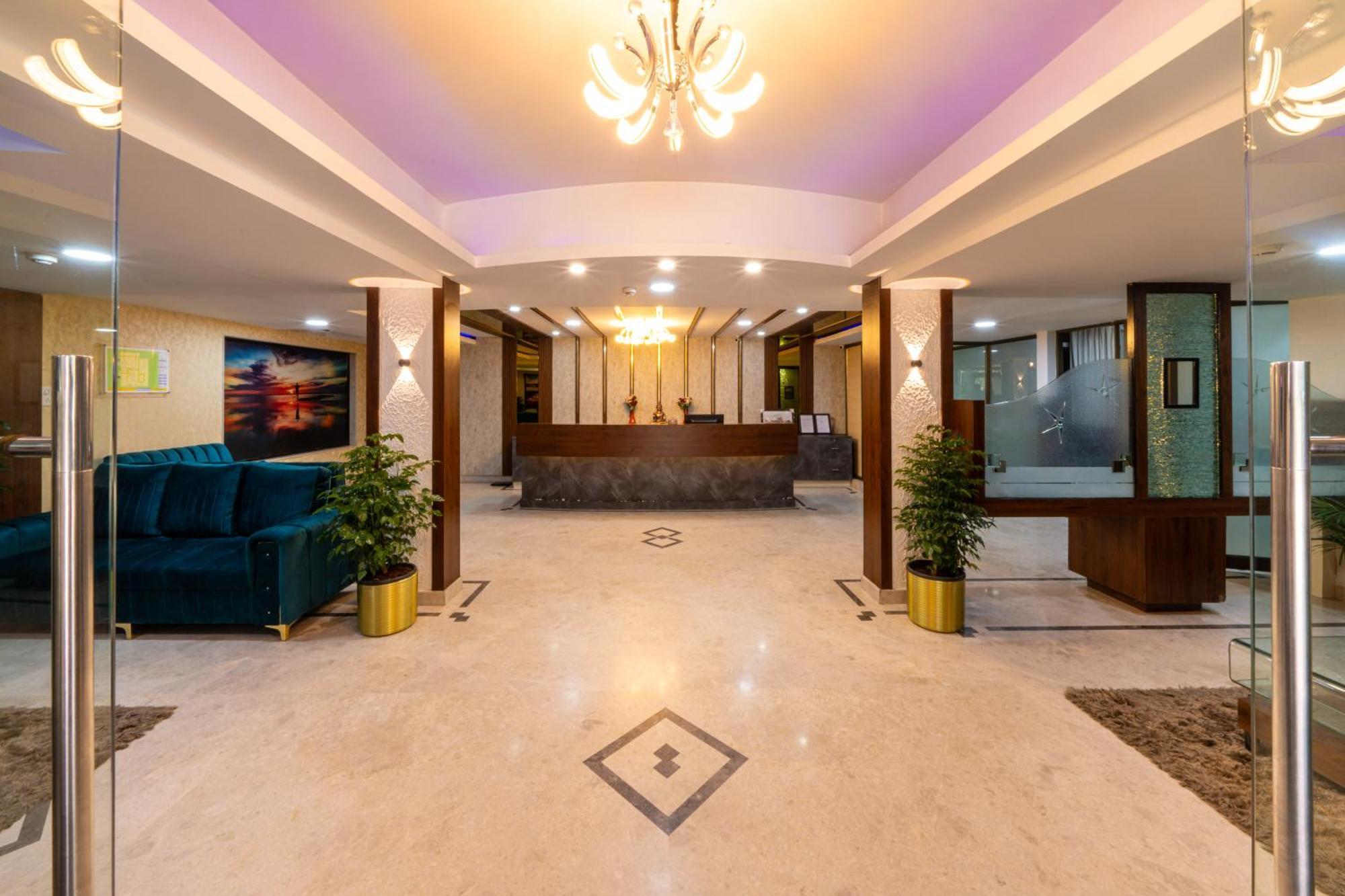 Midtown Suites Marathahalli Bangalore Eksteriør billede